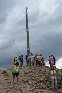 100_3180_en la Cruz de Ferro_6.9.14