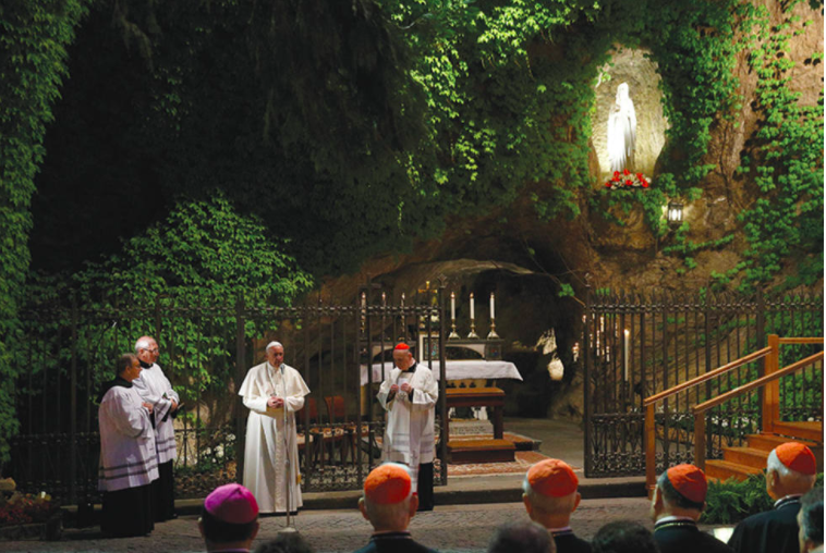 ¿Por qué se encuentra una copia escondida del Santuario de Lourdes en el Vaticano?